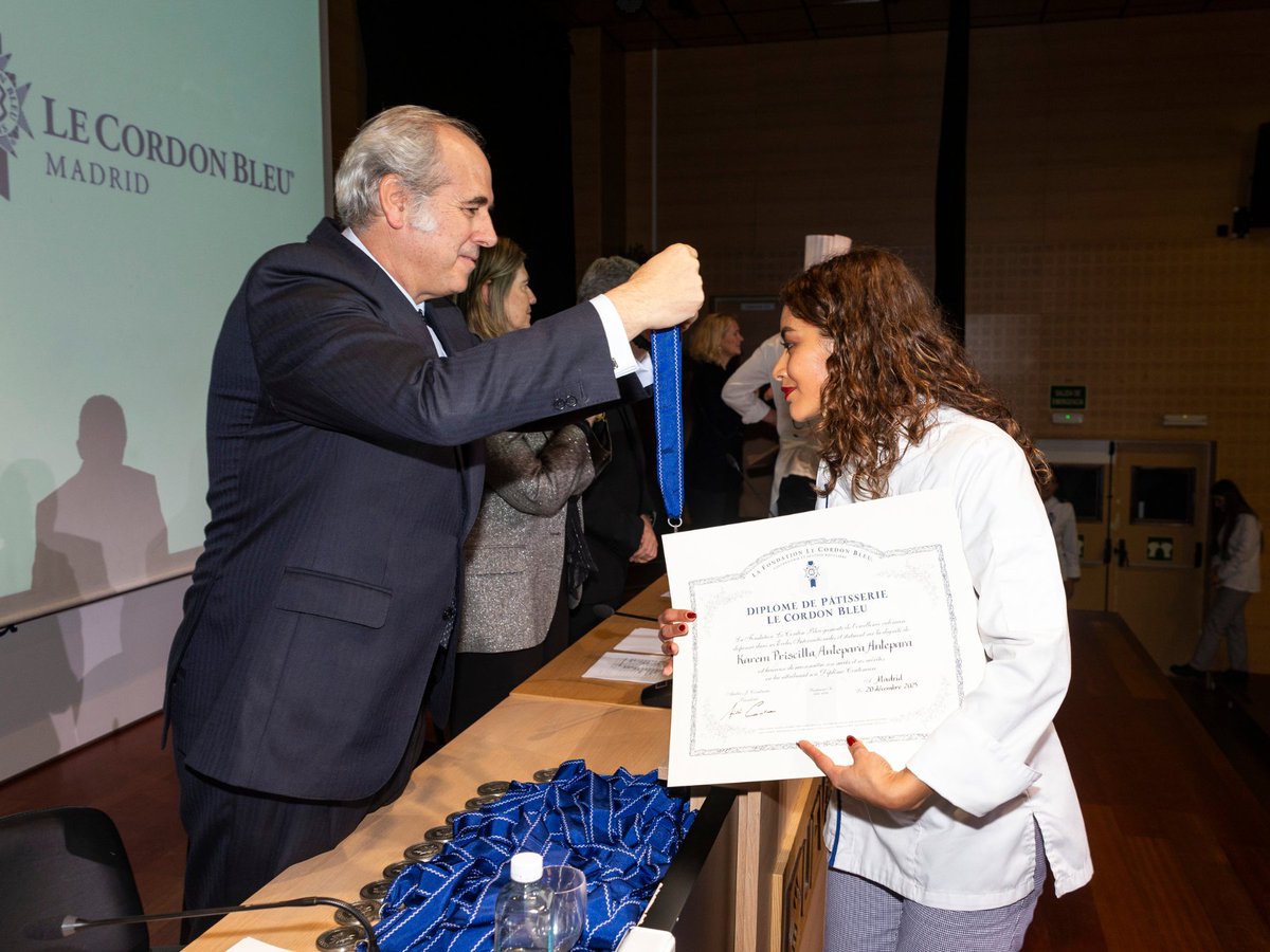 Real Academia de Gastronomía tweet media