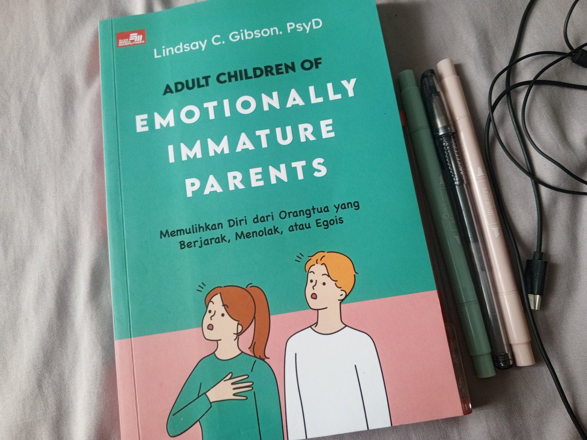 exhemeral's tweet image. 📖 Adult Children of Emotionally Immature Parents.

— Lindsay C. Gibson.
— 251 pages.