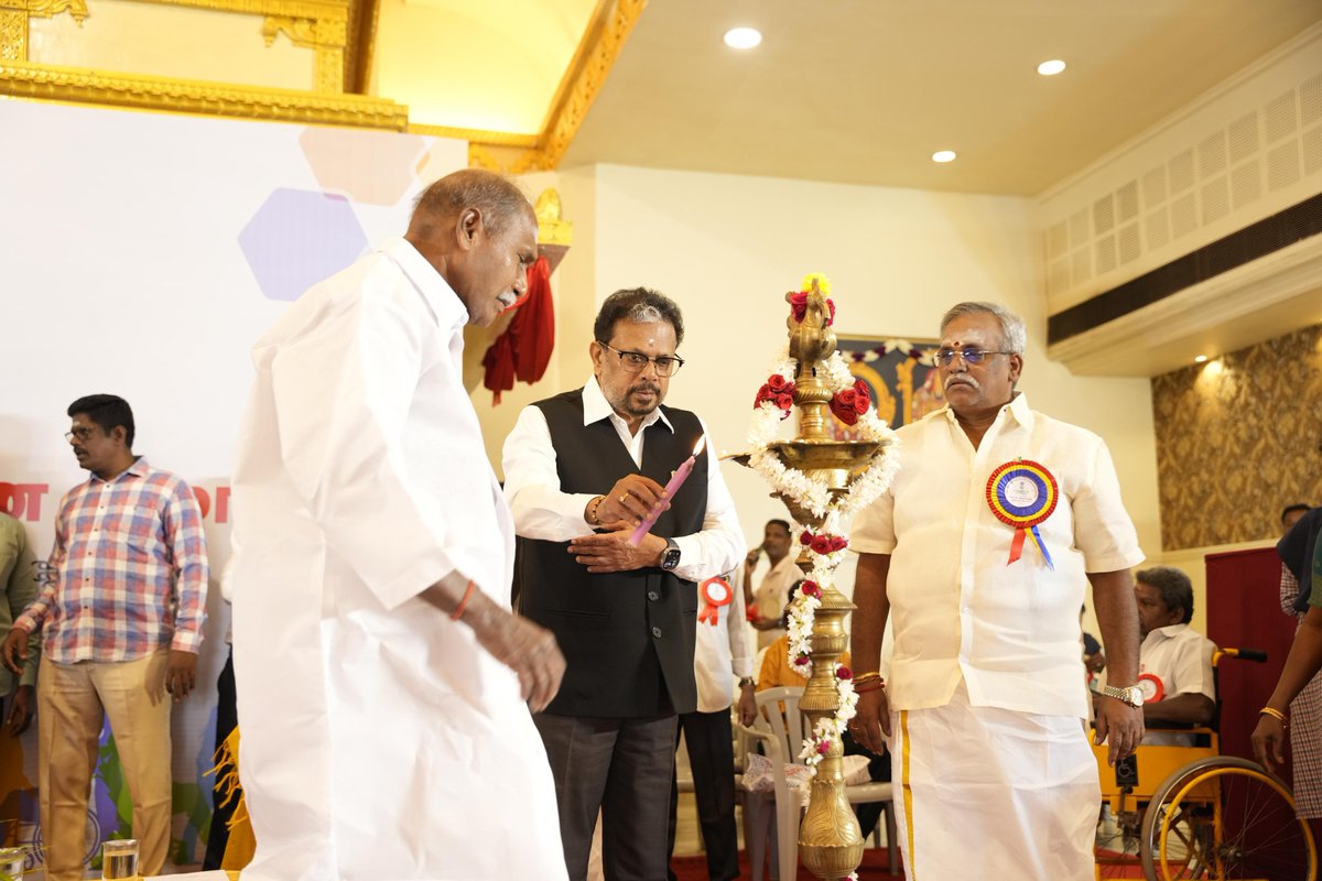 airnews_puduvai's tweet image. புதுச்சேரியில் மாற்றுத் திறனாளிகளுக்கான 3,000 ரூபாய் மாதாந்திர உதவித் தொகை, 3,500 ரூபாயாகவும், 4,800 ரூபாய் உதவித் தொகை, 5,500 ரூபாயாகவும் உயர்த்தி வழங்கப்படும் என முதலமைச்சர் திரு ரங்கசாமி அறிவித்துள்ளார். #Puducherry #DifferentlyAbled #CMRangasamy