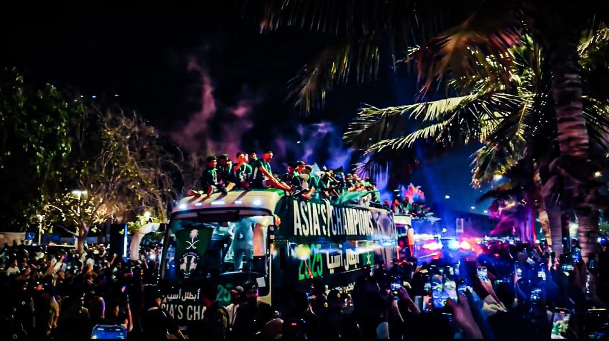 koora_ahli's tweet photo. Letโs go againโฆ๐๐๐
@Merihdemiral @edou_mendy_ @ibanez41oficial @ivantoney24 @Matteo_Dams @Mahrez22 @EnzoMillot @Majrashi27 @M291895974
โ
#ุงูุงููู |#ููุฑุฉ_ุงูุงููู
#letsGoAgain ๐๐ https://t.co/jxAup4CTnv