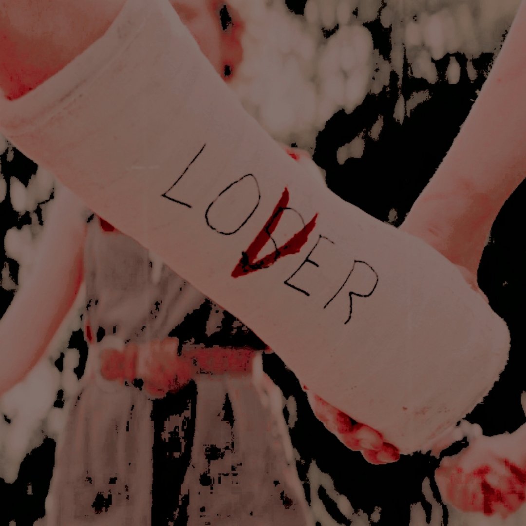 SCAREDNOTGONE's tweet image. 