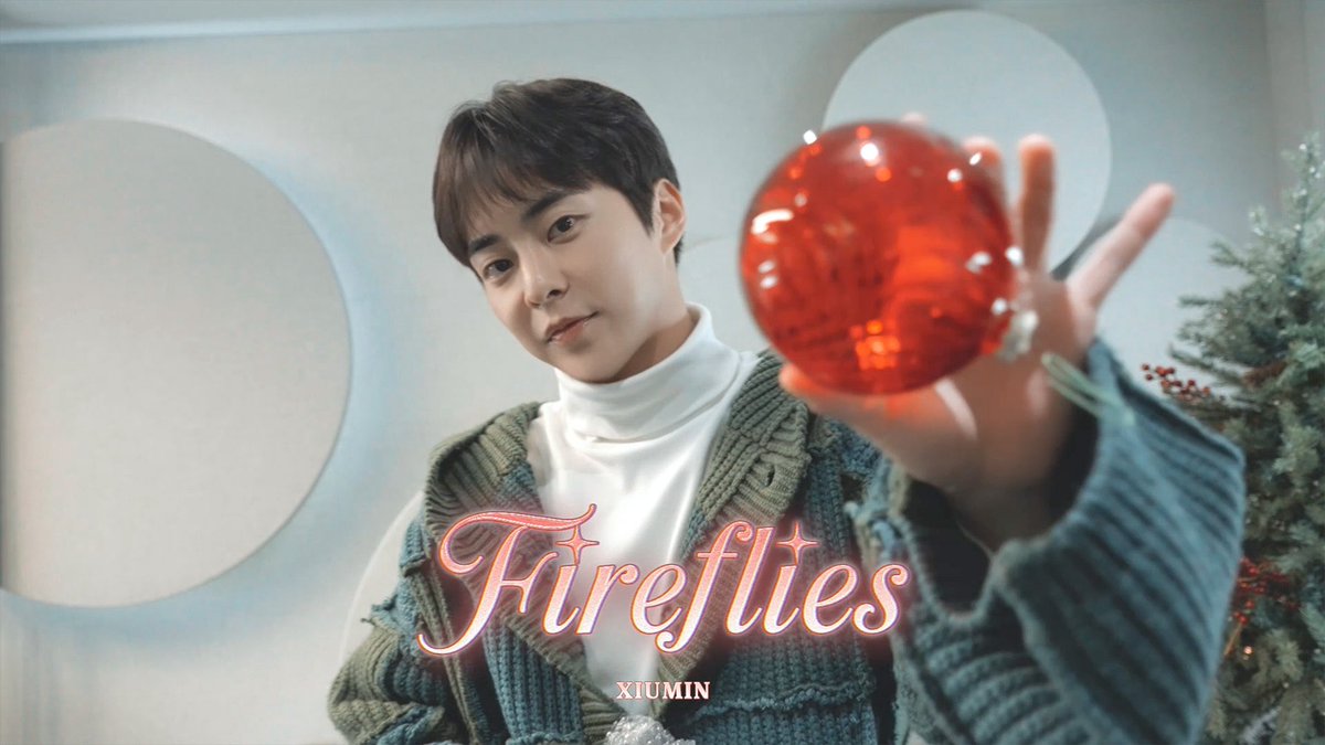 🎄Fireflies (Holiday Ver.)🎄 | 시우민 (XIUMIN)

youtu.be/UgO8-up8Ad8  

#시우민 #XIUMIN
