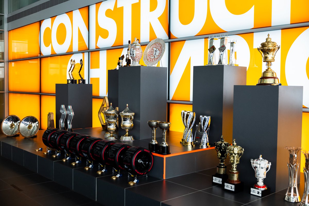 Lots of silverware added to the collection in 2025 🏆

#McLaren