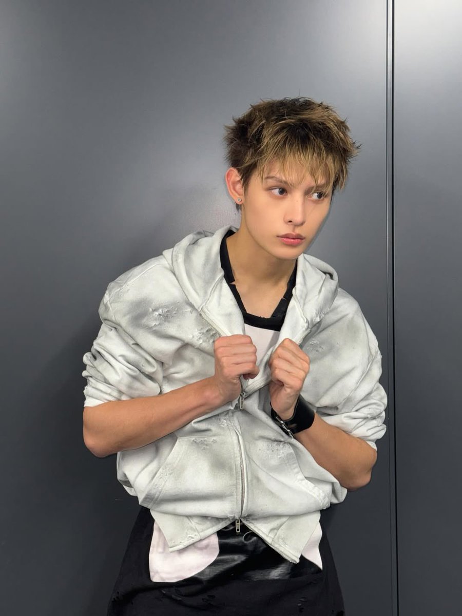 CORTIS CRAVE tweet media