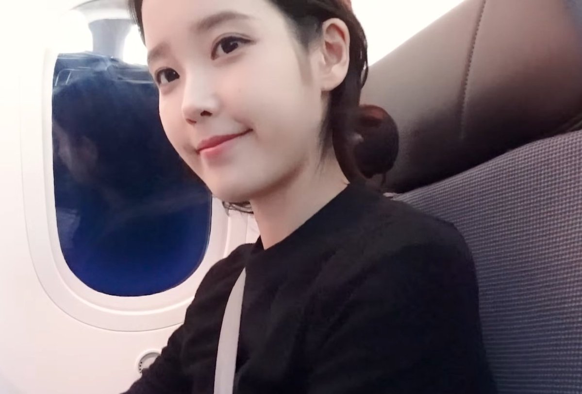 VioletPurple516's tweet image. 아 아이유 ㅈㄴ 귀여워
샤갈 나 도배 좀 할게요