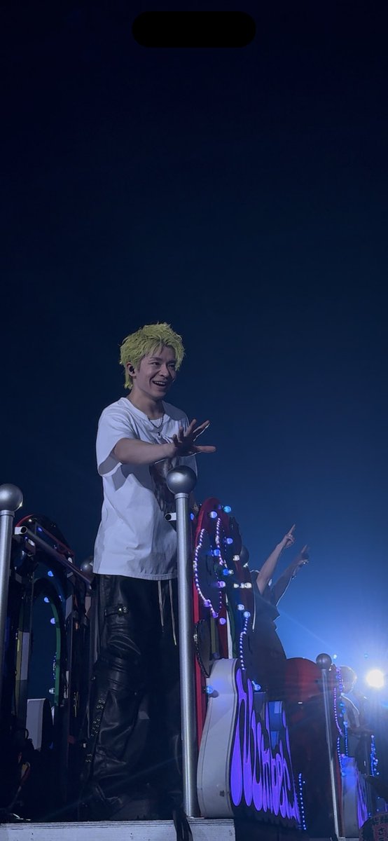 princeuta1995's tweet photo. とてもとてもいい岸くんが撮れたので本当に満足でした‼️岸くんかっこいい〜！！！可愛い〜！
ファンの人みつけてとにかく幸せな顔しててこっちまでニマニマ幸せなっちゃったよ😻✨ありがとう岸くんこれからも大好きだよ
 #岸優太 #Number_i_LIVETOUR_愛知 #岸くん@number_i_offic  #Number_i https://t.co/VSESuSgfV1