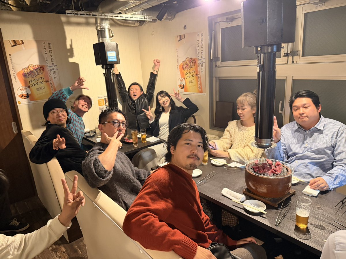 NETSUI_yokokawa's tweet image. 昨日は3ミーティング＋1マッサージ＋1セミナー主催＋2交流会のスケジュールでした！

圧倒的充実の1日！！
午前中のミーティングをこなし、昼過ぎからはスーパースポーツトレーナー・大竹健一先生のマッサージへ！…