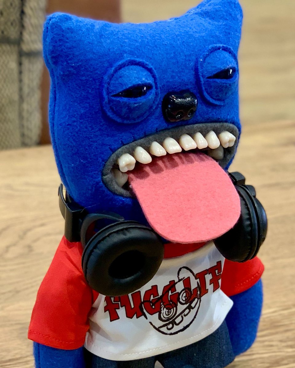 Fuggler ファグラー ぬいぐるみ ZURU 日本未発売 狂気の歯 f67I Fuggler ファグラー ぬいぐるみ ZURU 日本未発売 狂気の歯 f67I