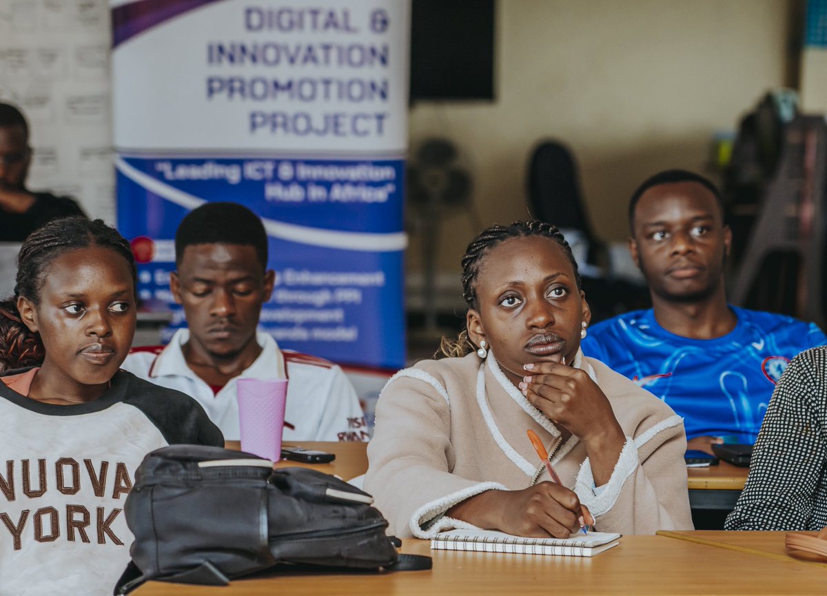 HangaHubs's tweet photo. The sessions included a financial modeling review, go-to-market and growth planning, people and productivity, and financial analysis and valuation, helping startups assess performance and plan more sustainably.

@JicainRwanda @RISARwanda @HubHuye2 @Theceorw https://t.co/pb4D3TfpZB