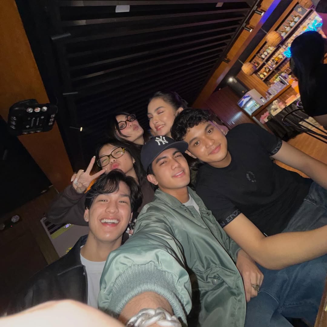 forkdm's tweet photo. #magkakilala 🥰 https://t.co/J6g5tAplJb
