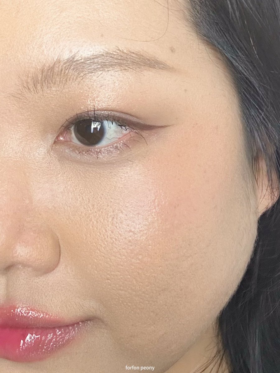 ลิขวิดบลัชของ hince สี Sunlit Peach อันนี้สีสวยจริง ปกติใช้อีกสีนึง แต่อันนี้สีพีชนัวๆสวยมั่ก🥹💖