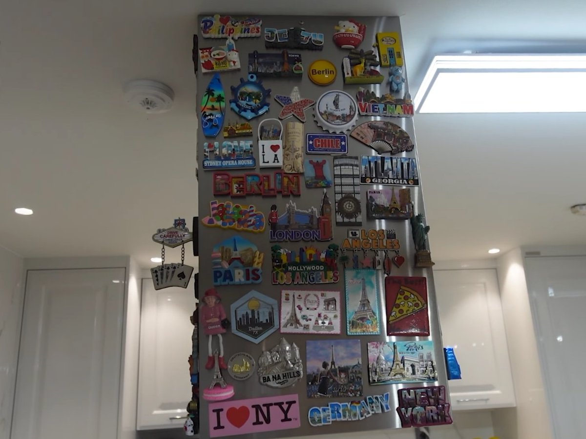 kirrawk's tweet image. Chanhee has a magnet from almost every place he’s been to 🥹 I see Chile, Paris, London, Jakarta, Philippines, Germany, Japan, LA, New York, Jeju, Vietnam, Dallas, Atlanta and many more. Also he’ll keep adding more