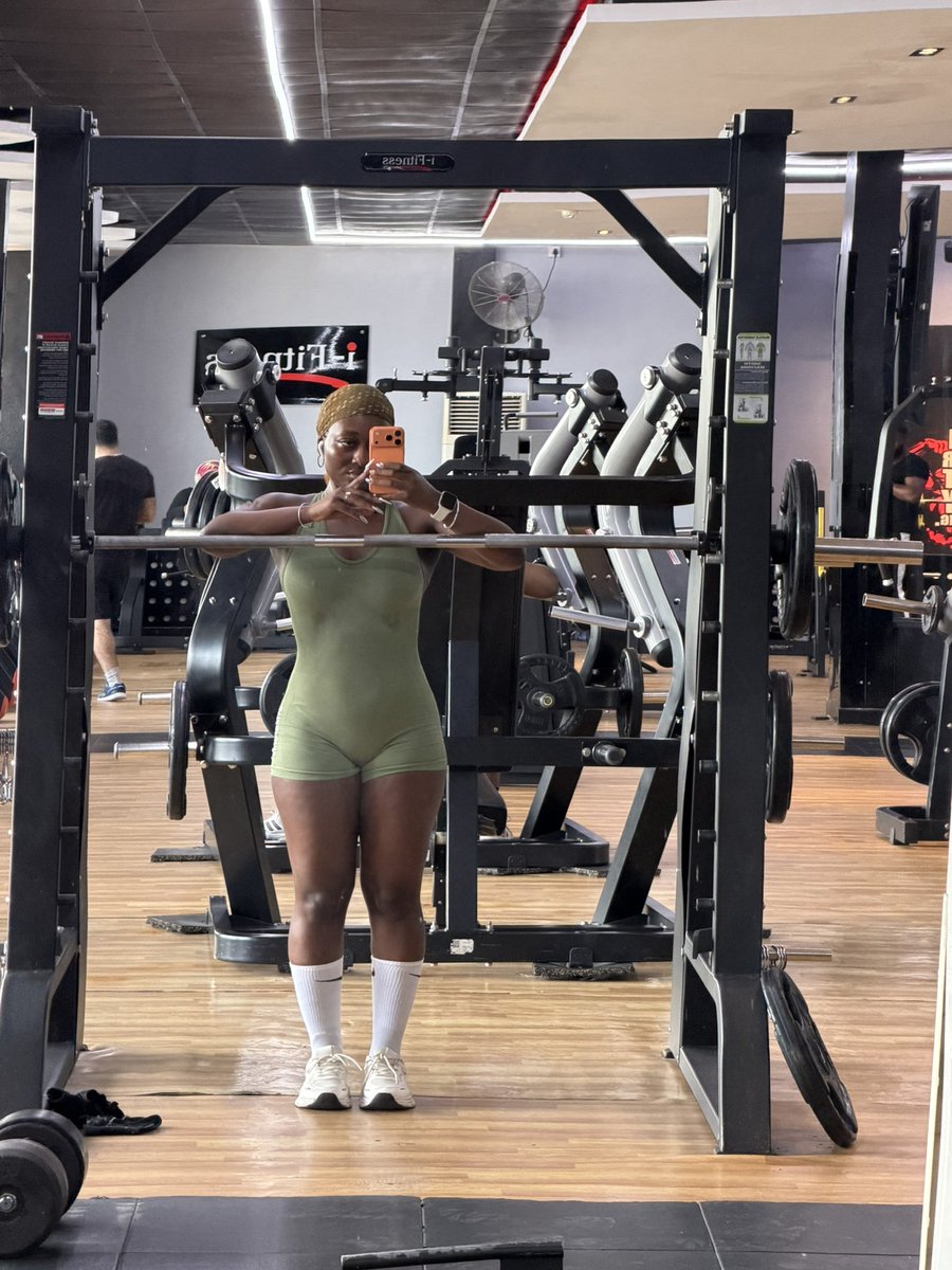 buttercup 🧚🏾 tweet media