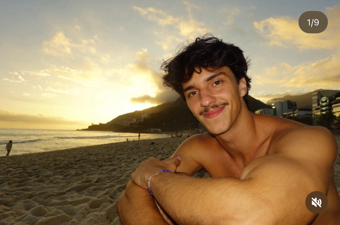 remusfavgirl's tweet image. mds matheus theodoro me dê uma chance eu imploro