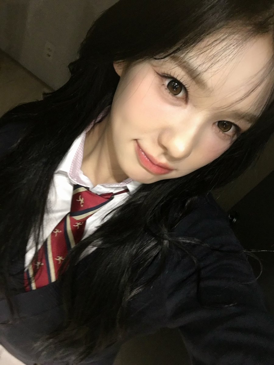 izna_offcl's tweet photo. [izME📮]

19.999살🥹

#izna #이즈나
#RYUSARANG #유사랑 https://t.co/mA7GspUXZP