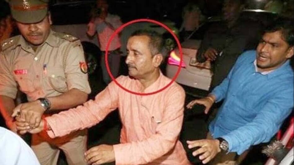 उन्नाव रेप केस: कुलदीप सिंह सेंगर को बड़ी राहत, हाईकोर्ट ने उम्रकैद की सजा पर लगाई रोक

उत्तर प्रदेश के उन्नाव रेप कांड में सजा काट रहे पूर्व विधायक कुलदीप सिंह सेंगर को दिल्ली हाई कोर्ट से बड़ी राहत मिली है. कोर्ट ने सेंगर को दी गई उम्रकैद की सजा पर रोक लगाते हुए उसकी जमानत