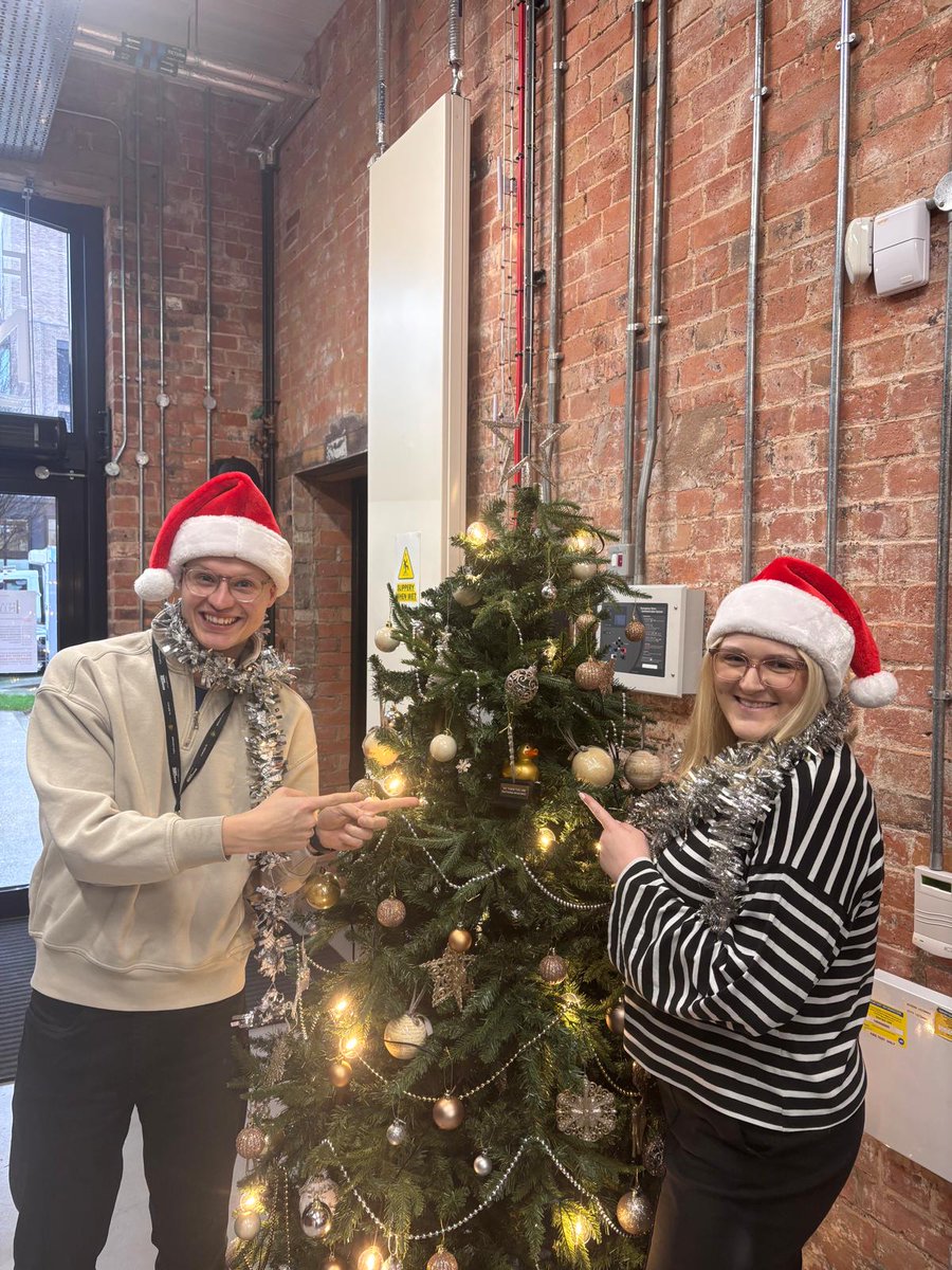 associateevents's tweet image. December's #DuckAward goes to not one, but two people 🥁……

Congratulations to Ollie Moore and Martha Orrey 🎉

A huge congratulations to you both, you can head into the Christmas break right at the top of the tree 🎄✨

#EmployeeoftheMonth #EmployeeAppreciation #TeamAE
