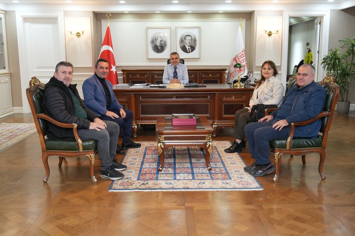 Sivas Federasyonu İçdere Köyü Derneği yönetimi, Kaymakamımız Sayın Abdullah Atakan Atasoy’u ziyaret etti.
Nazik ziyaretleri için kendilerine teşekkür ederiz.
<a href="/ataatasoy19/">Atakan Atasoy</a>