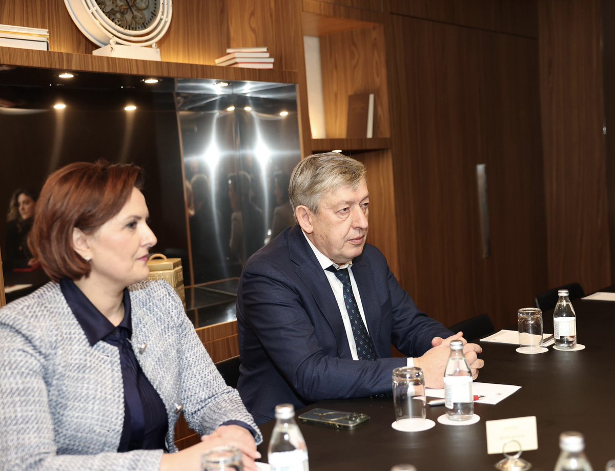 elisaspiropali's tweet image. 🇦🇱🇲🇰| Takim me Musa Xhaferrin, Kryetar i Komisionit për Politikë të Jashtme në Kuvendin e Maqedonisë së Veriut, dhe Arbana Pashollin, Nënkryetare e BDI-së, për rolin e shqiptarëve në forcimin e progresit demokratik dhe avancimin e integrimit europian të vendit.

Shqipëria…