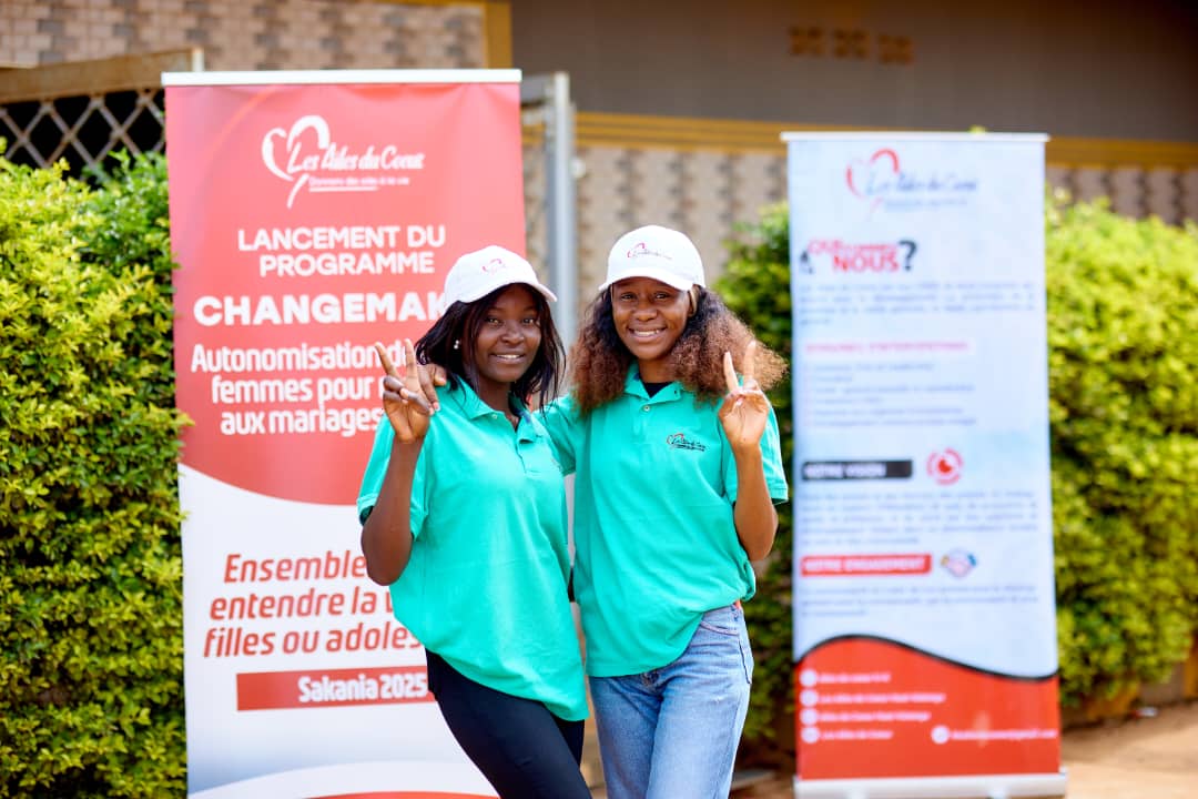 ailes du coeur H-K tweet media