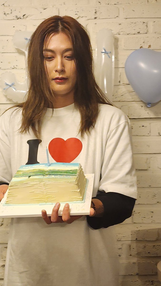 BBC_Mena's tweet photo. Happy birthday, Ahn Jaehyo!! 🥳🥳 https://t.co/KNw0zWrTVO