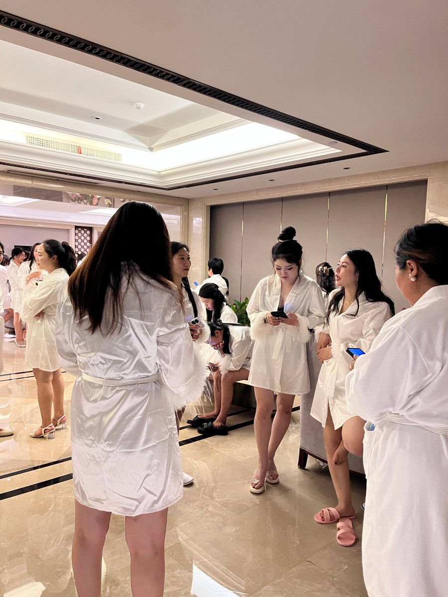 不早睡的kk tweet media