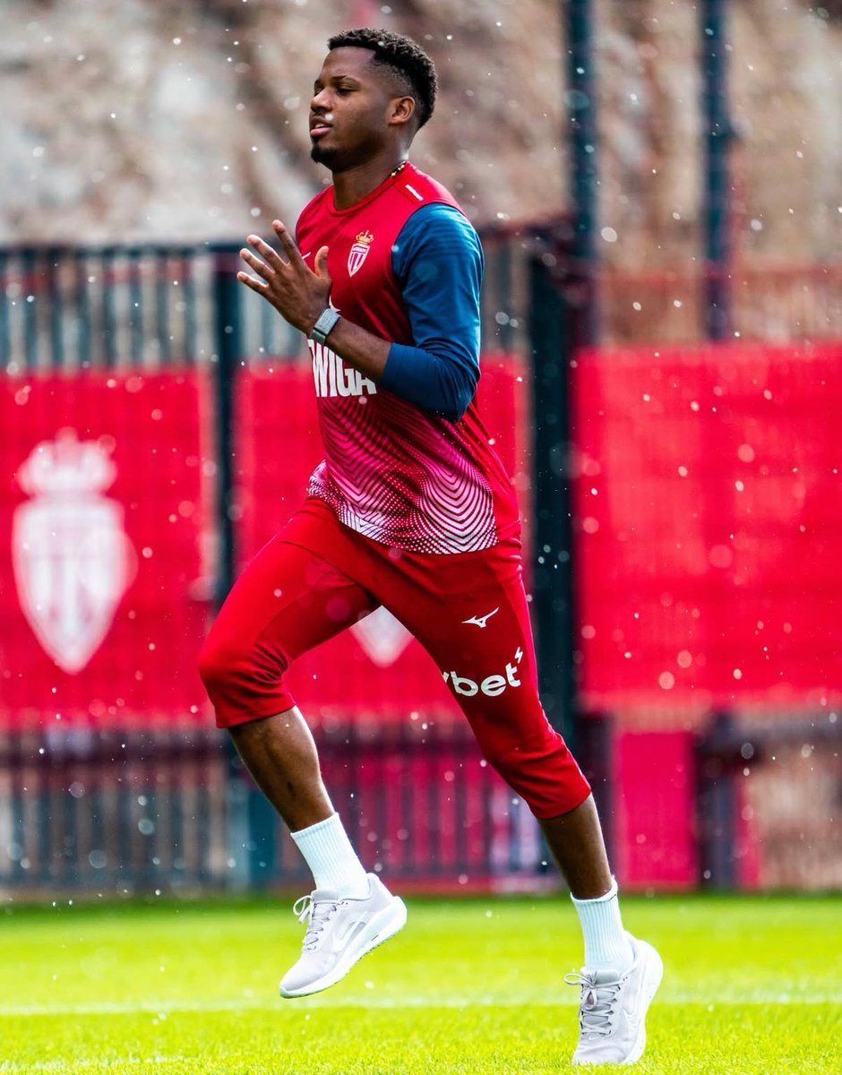 🚨🚨 𝗠𝗢𝗡𝗔𝗖𝗢 𝗡𝗘 𝗩𝗘𝗨𝗧 𝗗𝗘́𝗝𝗔̀ 𝗣𝗟𝗨𝗦 𝗗’𝗔𝗡𝗦𝗨 𝗙𝗔𝗧𝗜 🇪🇸😱 !!!!

(<a href="/Romain_Molina/">Romain Molina</a>)