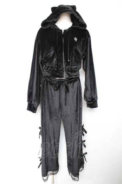 🐈‍⬛New arrival🐈‍⬛ Hauls / お嬢ベロアセットアップ F 黒 Y-25-12