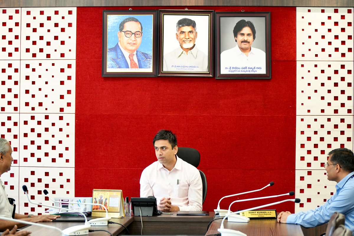 OffCMCVellore's tweet photo. CMC Vellore, Chittoor Campus signs a Memorandum of Agreement (MoA) with the Chittoor District Administration to strengthen urban health services through a Public–Private Partnership. The MoA was signed with respect to the initiative by Sri Sumit Kumar, I.A.S., Collector and District Magistrate, Chittoor, and Dr. Vikram Mathews, Director, CMC Vellore.

Under the agreement, CMC Vellore, Chittoor Campus will provide doctors, outpatient services, care coordination, and mobile medical outreach, bringing timely and quality healthcare closer to communities, especially in underserved areas.

#CMC #CMCVellore @cmcvlrchittoor #AndhraPradesh #Patientcare #healthcare  #government