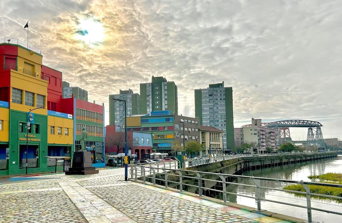 HORARIOS DEL MBQM
El Museo Benito Quinquela Martín estos dias estará abierto al público durante las jornadas del 26, 27, 28 y 30 de diciembre. A partir del 2 de enero, en los horarios habituales de martes a domingos de 11.15 a 18 hs. ¡No se lo pierdan!