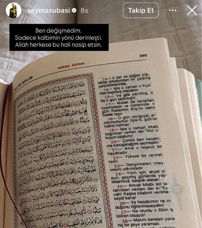 Kadının düne kadar ki paylaşımlarına bak, 1 haftadır paylaştıklarına bak. Yahu hiç mi düşünmüyorsunuz milletin bunu yemeyeceğini? Ülkeden kopuk olunca, yıllardır böyle şeylere nasıl sinir olduğumuzu bilmiyorlar.
Şeyma Subaşı dini kullanıp paylaşım yapmada, gel ifadeni ver.