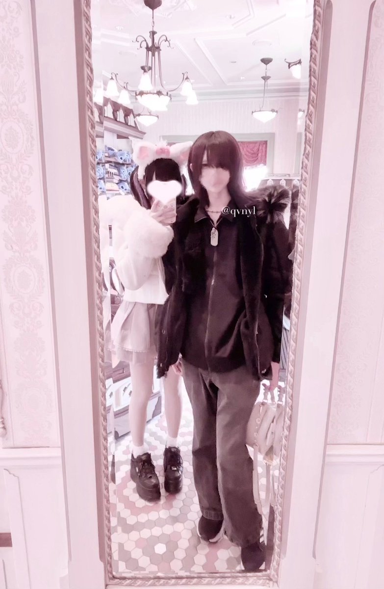 qvnyl's tweet image. ずっと荷物もっててくれたˆT ˙̫ Tˆ