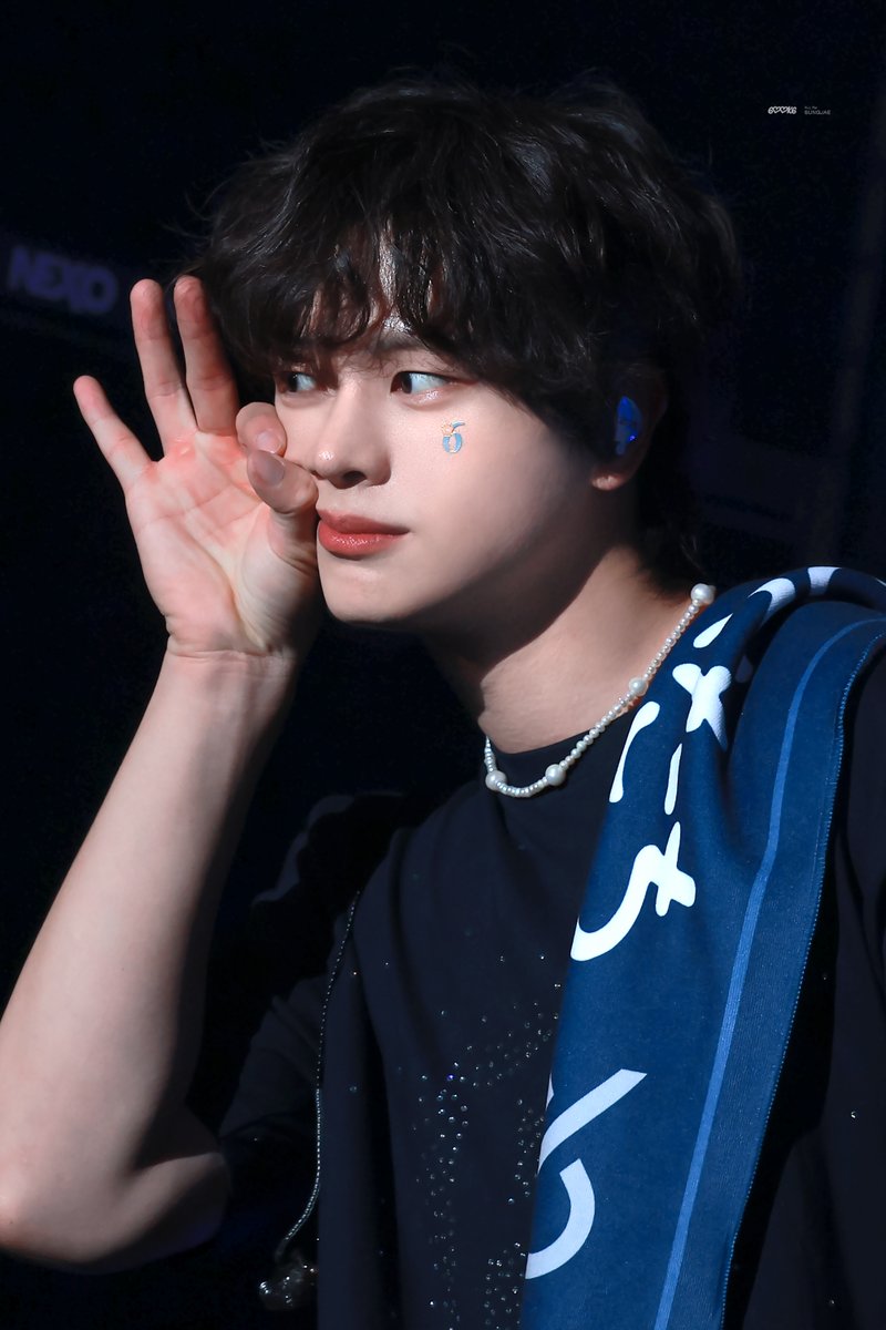 6OOK6's tweet image. 251204 SPECIAL LIVE TOUR in 도쿄 #육성재💗 

기여운 얼굴에 남자손바닥

#성재 #ユクソンジェ
#YOOKSUNGJAE @BTOB_6SJ