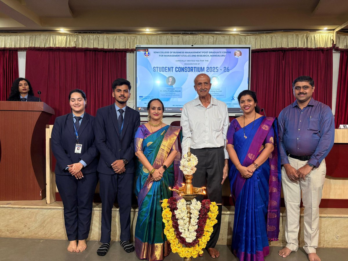 SDMPGCENTRE's tweet photo. Thrilled to share glimpses from the grand Inauguration of the Student Consortium 2025-26 on 12-12-2025 at SDM PG Centre, Mangalore.
An empowering start to a new year of collaboration and leadership. CG - Dr. Usha Prabha Nayak. Guest of Honour-Prof. Uday Kumar.@EduMinOfIndia https://t.co/M7rFLEDZRZ
