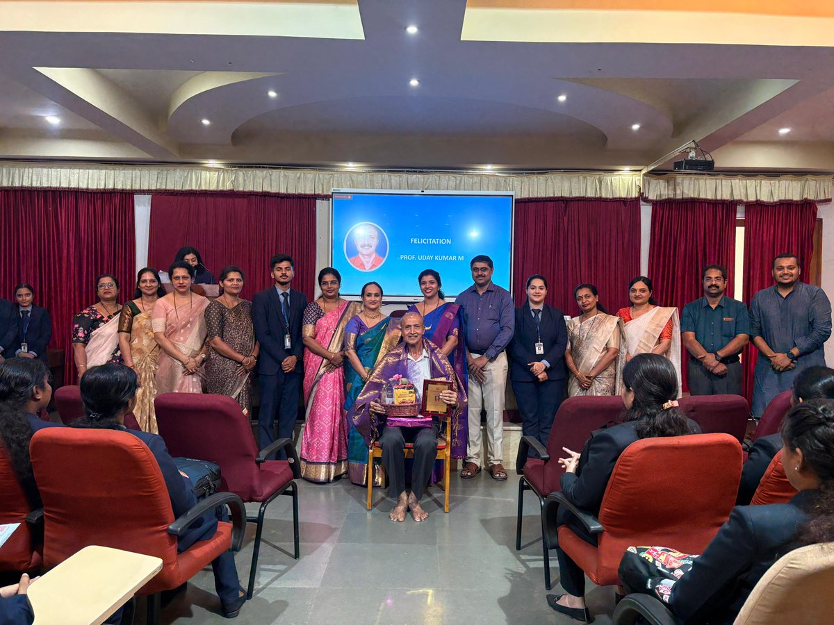 SDMPGCENTRE's tweet photo. Thrilled to share glimpses from the grand Inauguration of the Student Consortium 2025-26 on 12-12-2025 at SDM PG Centre, Mangalore.
An empowering start to a new year of collaboration and leadership. CG - Dr. Usha Prabha Nayak. Guest of Honour-Prof. Uday Kumar.@EduMinOfIndia https://t.co/M7rFLEDZRZ