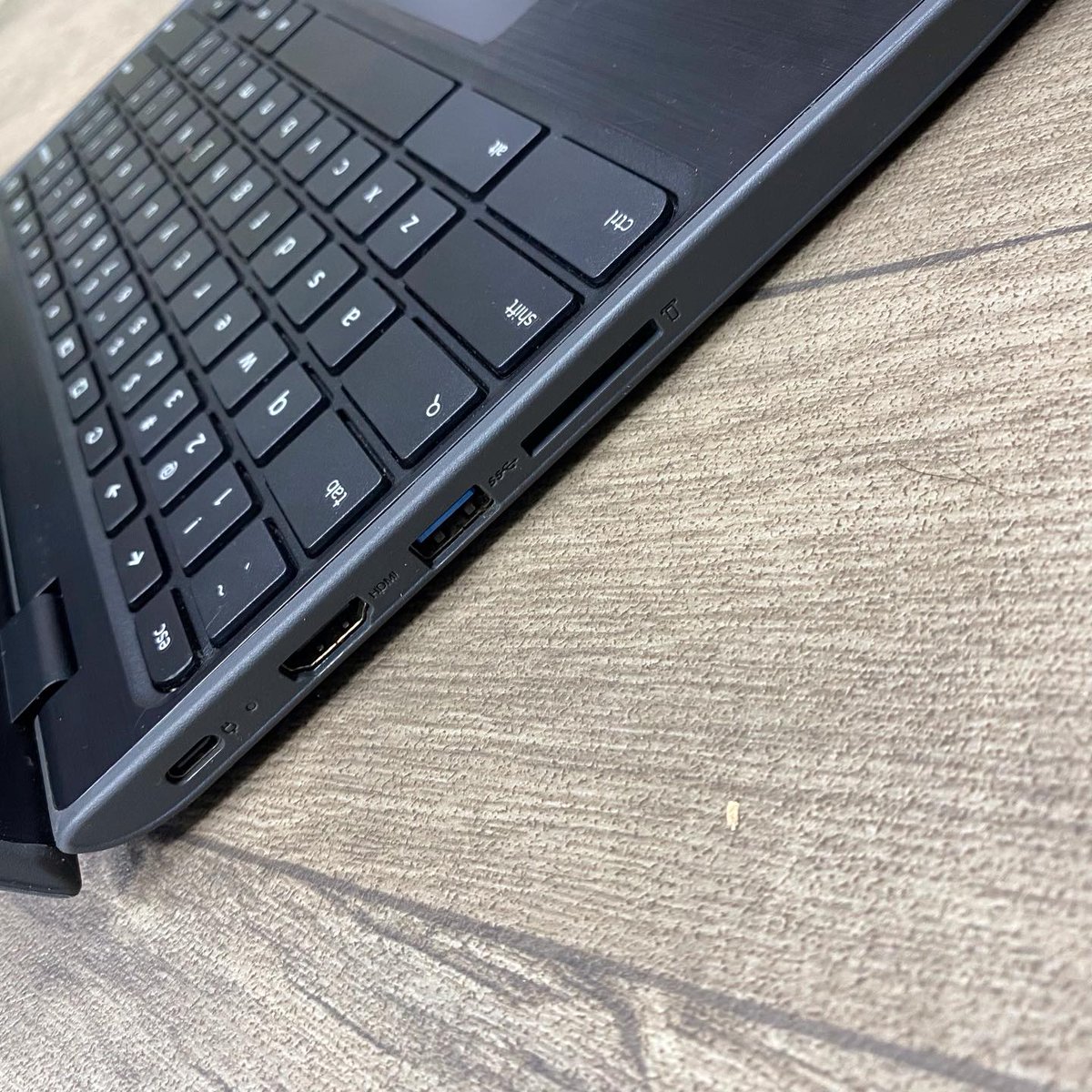 LaptopsArena's tweet image. Lenovo 100e Chromebook Gen 2 4GB Ram 32GB SSD Expandable with a MicroSD Card -ex uk
Kes 6,999/-
📷11.6″ Intel®-powered Chromebook
📷Chrome OS
📷Does not support windows📷
Call 0721763763
#student #school #chromebook #lenovochromebook