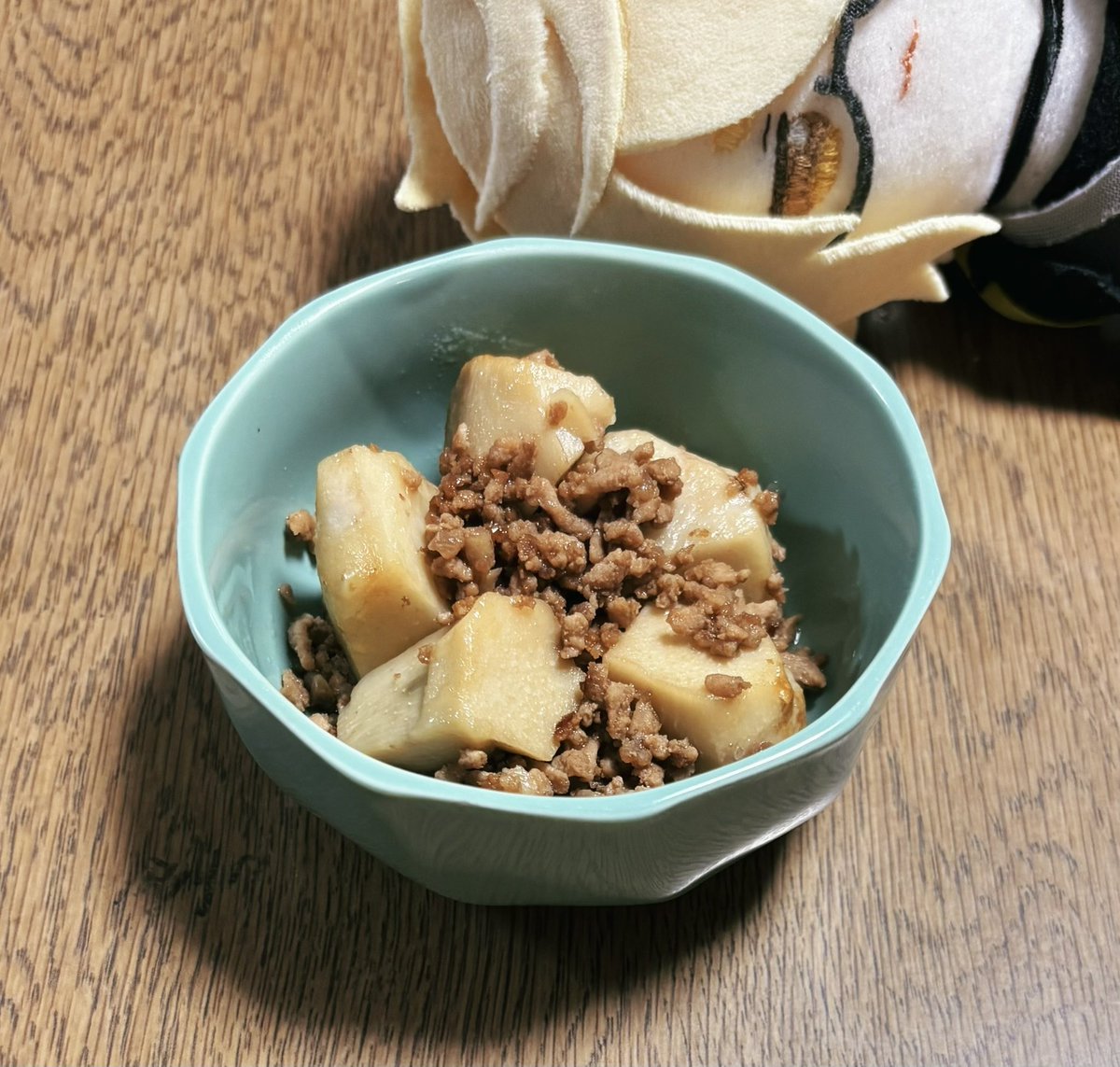 きりやんさんの里芋が届いたので早速煮物になってもらった 