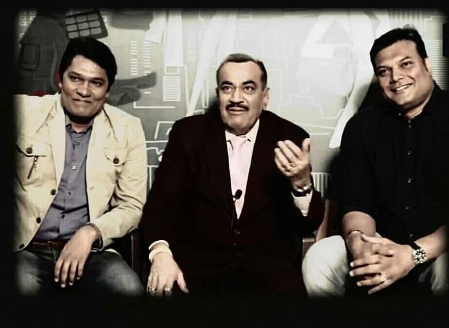Pranjal_31's tweet photo. A moment of happiness when we see them together every single time, laughing and spreading love is one of their kind of therapy for us ♥️.
Come back soon @shivaajisatam sir 🥹 we all waiting for you just like before 🤗
#CID #CID2 #CID3 https://t.co/0IV1uExvqX