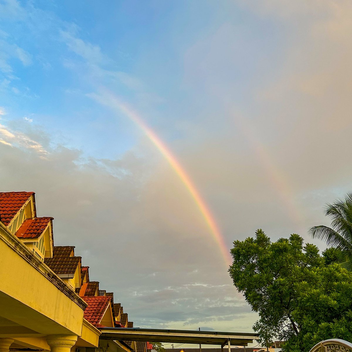 Even the sky is celebrating today ! 

Never again.