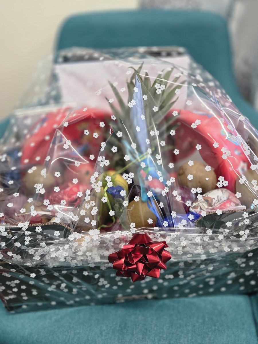 Bristolcarehome's tweet image. 🌟🎁 A Special Visit to Field House 🎁🌟

Today at Field House, we were delighted to welcome the Ahmadiyya Muslim Women’s Association.

#FieldHouse #CommunitySpirit #FestiveCheer #AhmadiyyaMuslimWomensAssociation