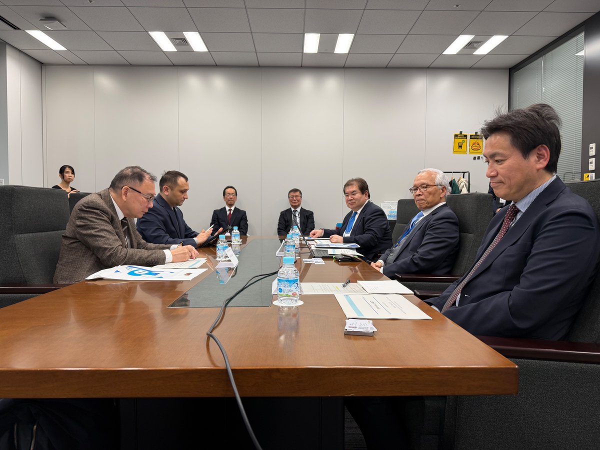 Akihiro Sakurai, Advisor to the Ministry of Digital Technologies of Uzbekistan, and Abdulakhad Kuchkarov, CEO of IT Park Uzbekistan held a meeting with Hideyuki Tokuda, President of Japan’s National Institute of Information and Communications Technology (NICT). The discussions