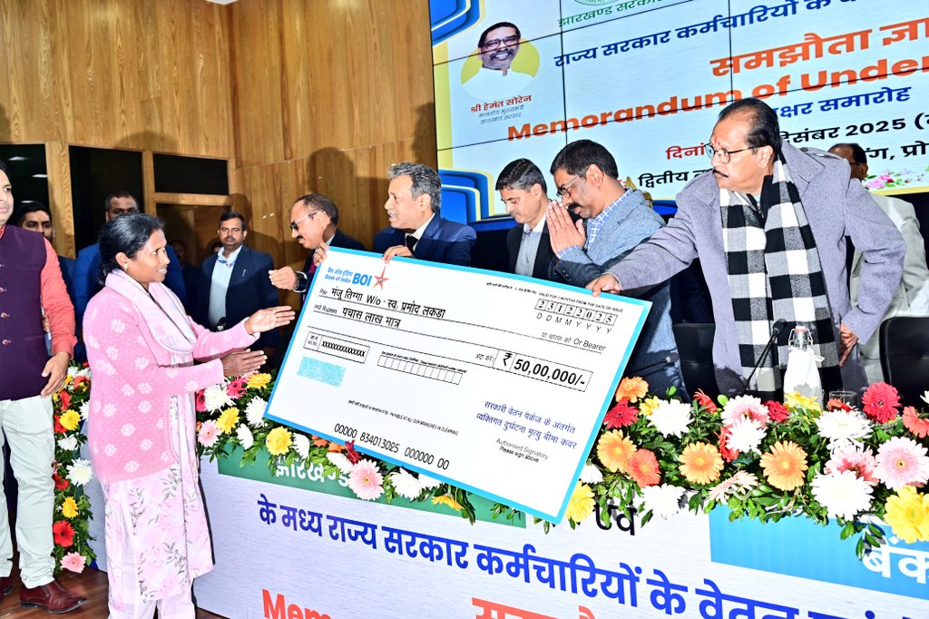 Hemant Soren tweet media