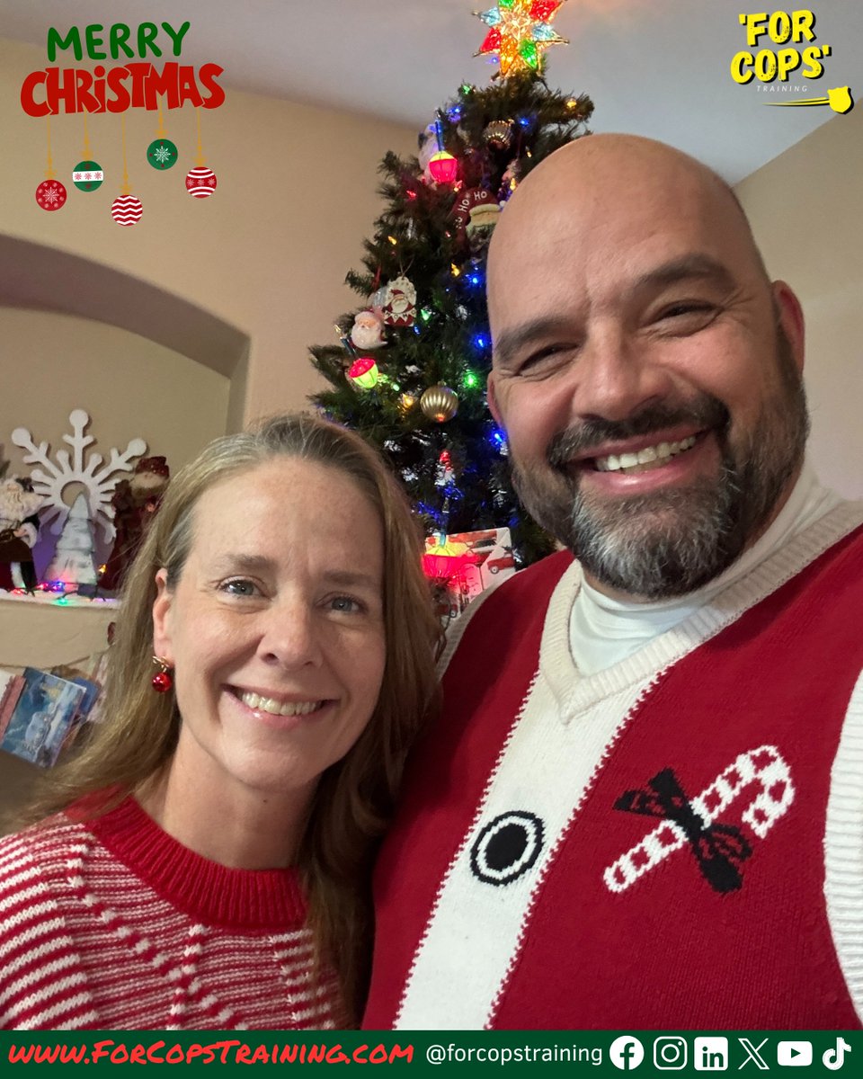 ForCopsTraining's tweet image. Dawn and I wish you the happiest of holidays! ☃️

Hope you have an AWESOME Christmas Eve and a very Merry Christmas! 🎅🤶🎄
