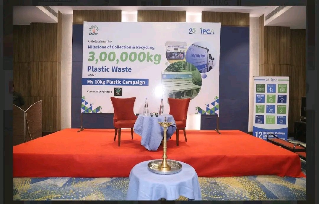 SaveIndirapuram's tweet photo. Save Mother Earth Mission recently completed 3 Lac Kg of Plastic Waste Collection. Event was celebrated on 13.12.2025 by M/s Indian Pollution Control Association (IPCA) and M/s Dabur India (Ghaziabad) with entire team at Hotel Park Plaza (CBD – Shahdara) Delhi. https://t.co/VMJRgE5mce