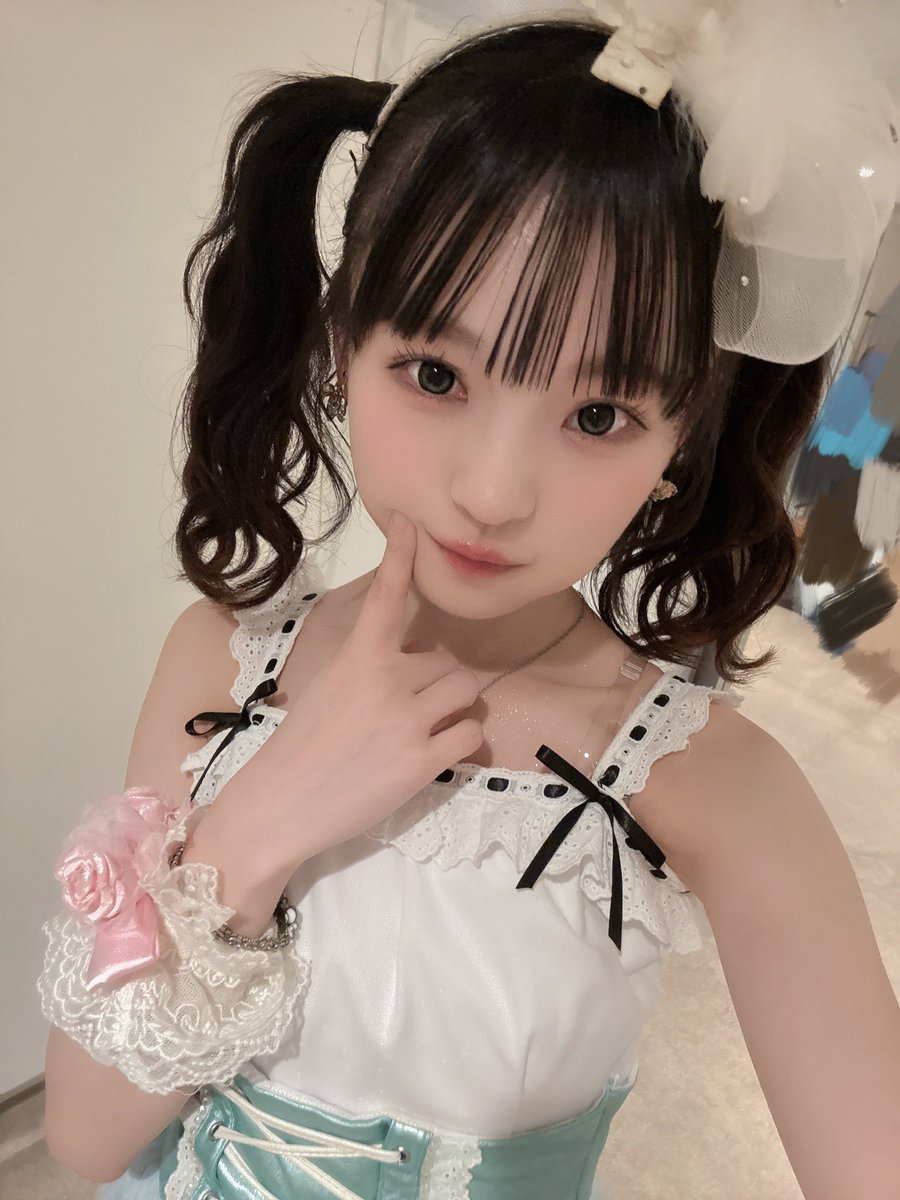 NMB48 新澤菜央 生写真 Amazon.co.jp: NMB48 新澤菜央 生写真 : おもちゃ