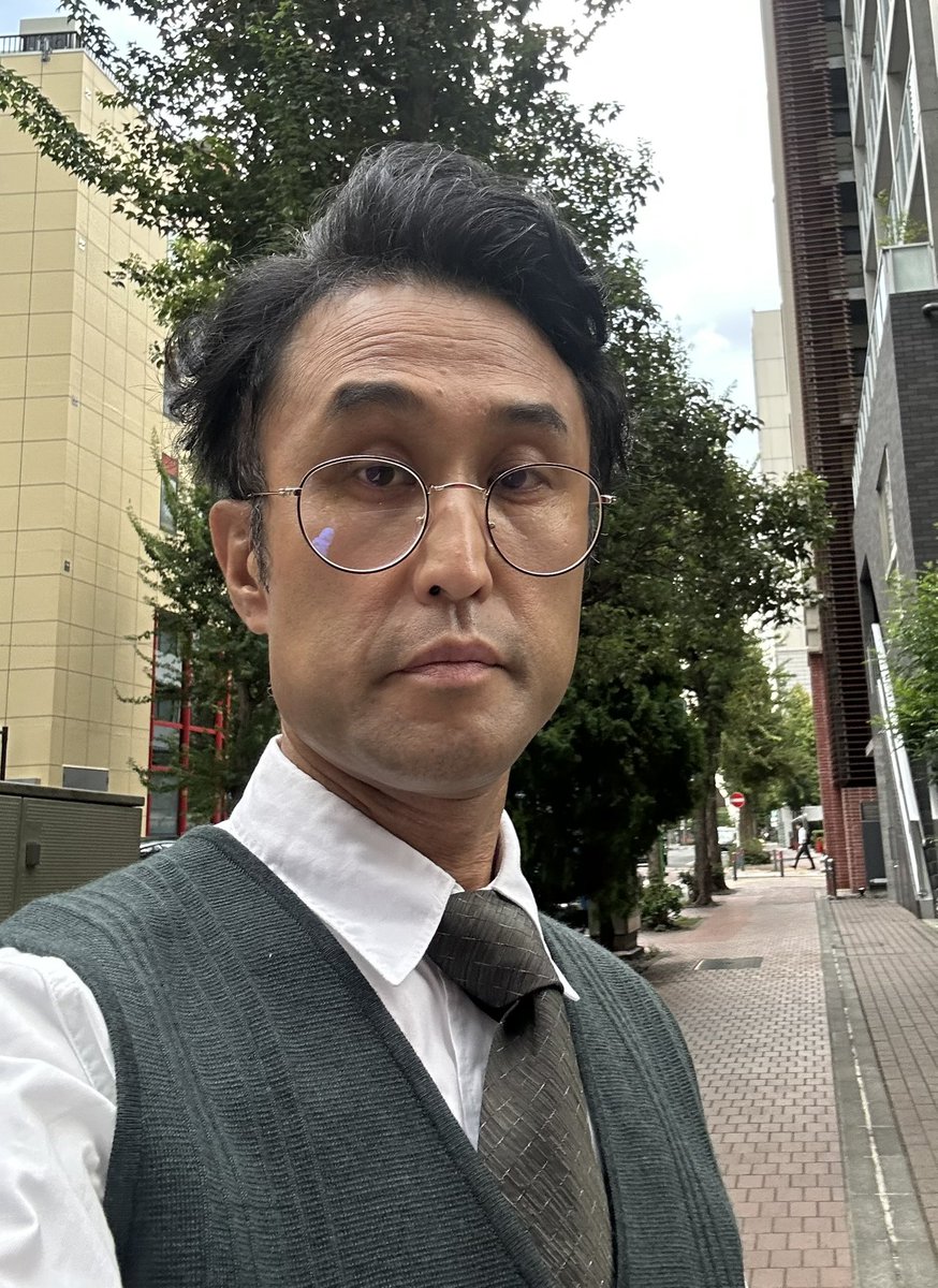 ZICO、Lilas(YOASOBI’s ikura )”DUET”
のMVに
理髪店店長役として 
出演しております‼️
ZICOさん、幾田りらさん
ダンサーの皆さん、監督、スタッフさんと
街のあちこちで踊って
本当に楽しい撮影で
出演させて頂き光栄です✨
ぜひご覧下さいませ‼️
🔗 youtu.be/sssoyDLFPWE

#ZICO #幾田りら