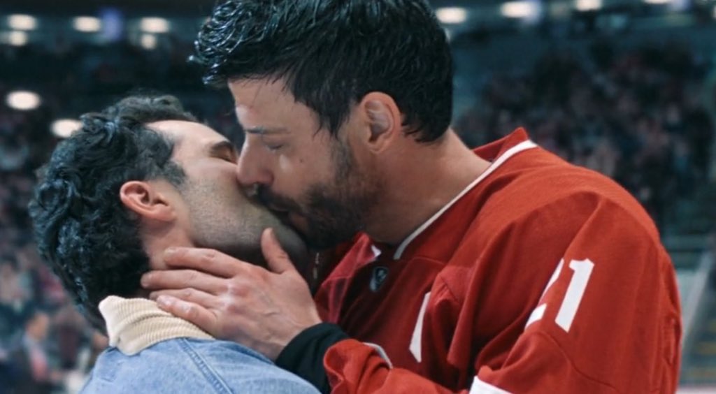 fortekinard's tweet image. I’m praying that this means more Skip in the future seasons 🙏
#skip #heatedrivalry