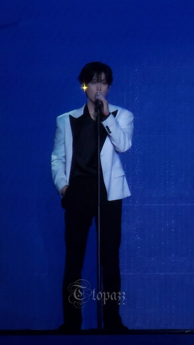 TTtopazz's tweet image. the shining star