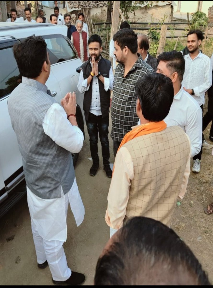 AyachiEr's tweet photo. जन जन के लाडले, हमारे लोकप्रिय क्षेत्रीय सांसद माननीय @rahulsinghdmo जी को जन्मदिन की बहुत-बहुत शुभकामनाएं!
बाबा महाकाल सदेव कृपा बनाये रहे! https://t.co/KFiFXzI7vc