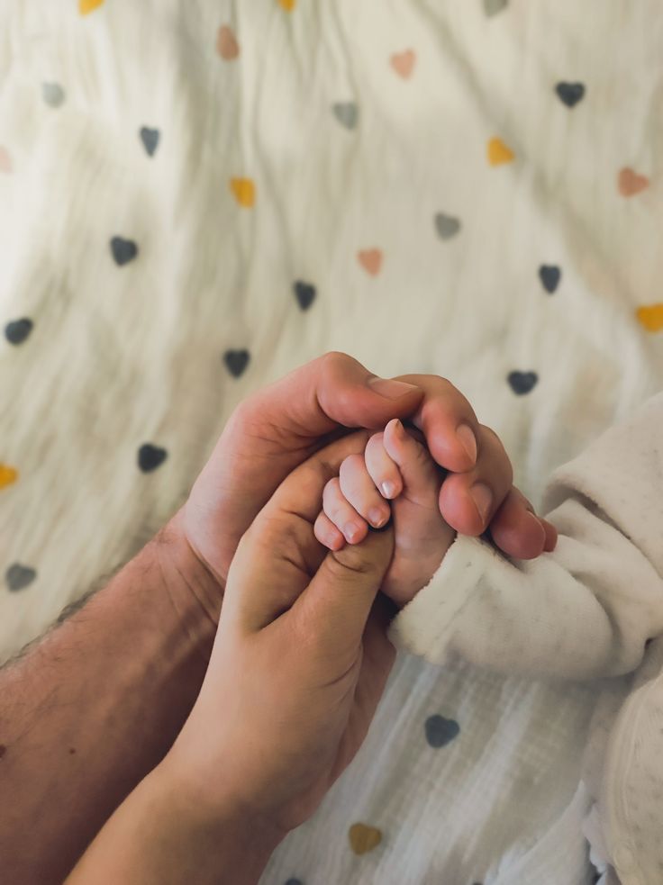 sxndrgs_'s tweet image. ᅠ

ᅠ
⠀⠀⠀⠀⠀⠀ ℰ𝑧𝑒𝑘𝑖𝑒𝑙'𝑠 𝑛𝑒𝑤 𝑝𝑜𝑠𝑡

𝑾𝒆 𝒘𝒆𝒓𝒆 𝒕𝒘𝒐 𝒂𝒏𝒅 𝒏𝒐𝒘 𝒘𝒆'𝒓𝒆 𝒕𝒉𝒓𝒆𝒆.  ᅠᅠᅠᅠᅠᅠ
             
ᅠ

ᅠ
ᅠ